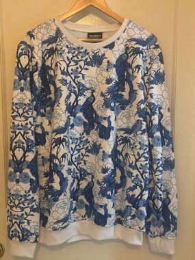 FRESH HOODS Blue & White Floral Bird Print Sweatshirt